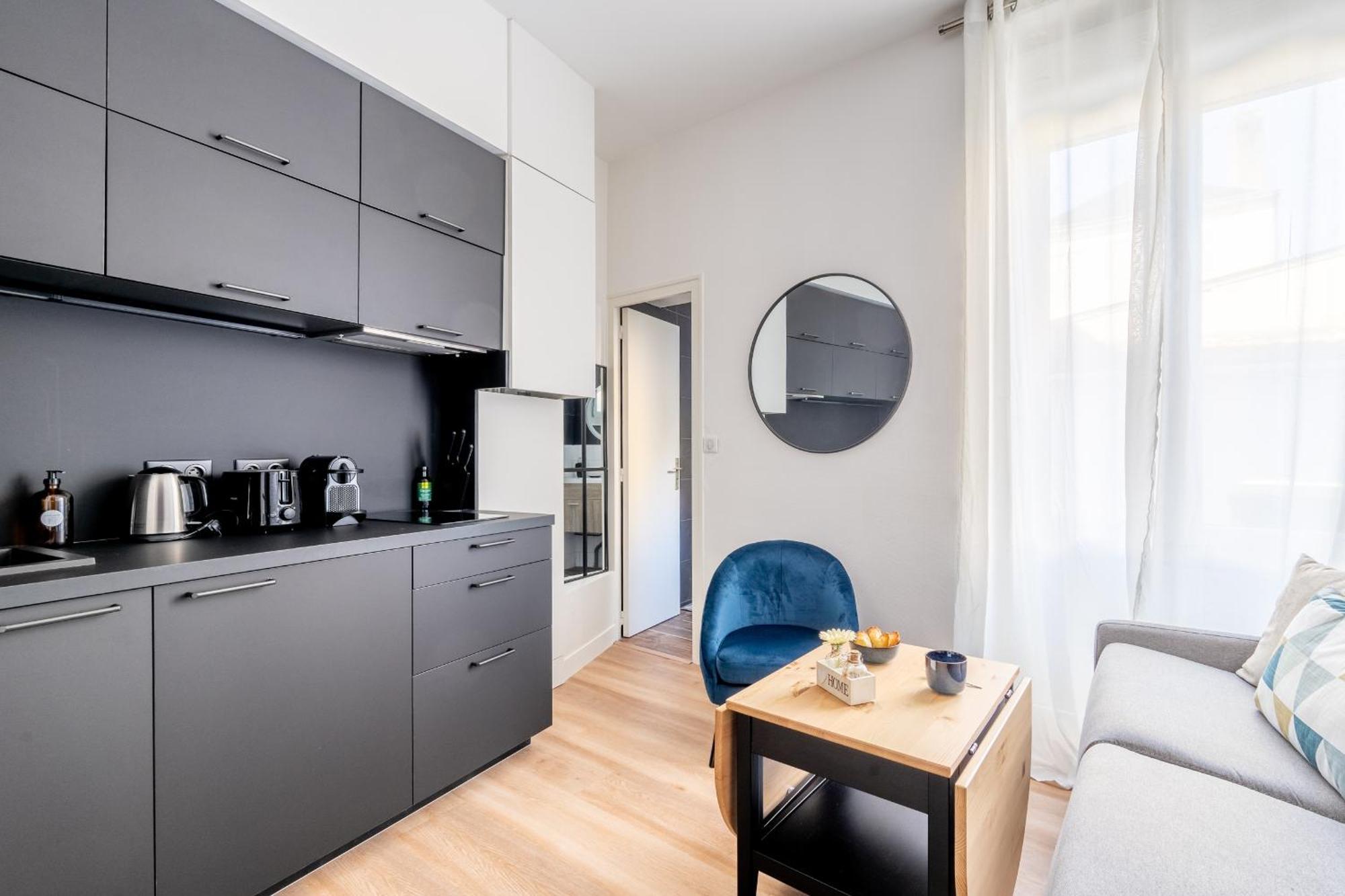 Unique ! Nuit Dans Un Jardin Avec Ecran Geant ! Appartement *