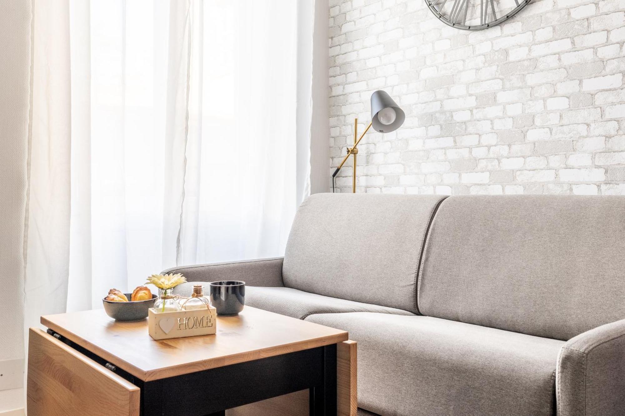 Appartement Unique ! Nuit Dans Un Jardin Avec Ecran Geant !