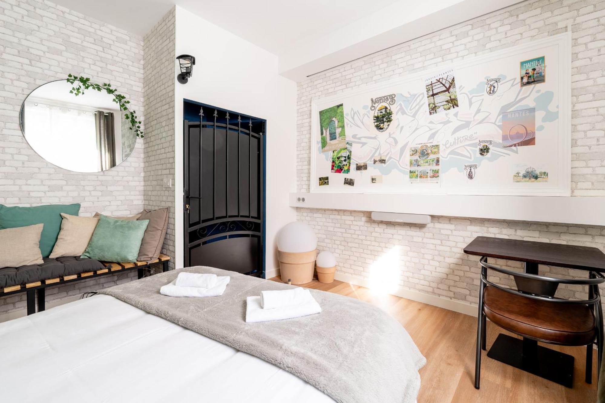 Unique ! Nuit Dans Un Jardin Avec Ecran Geant ! Appartement *